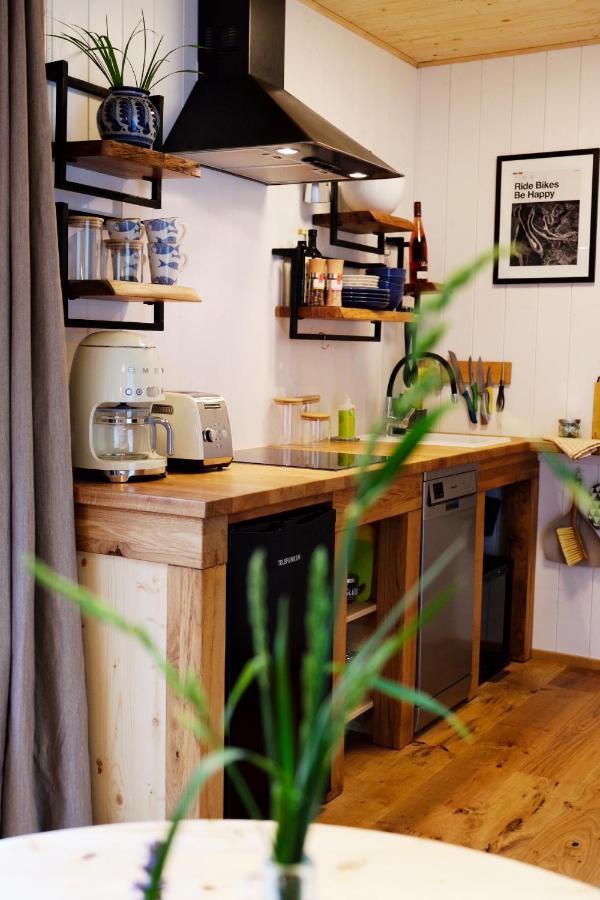 Hjem - Tiny Homes Direkt Am Wald Zwischen Allgaeu & Bodensee Bergatreute Eksteriør bilde